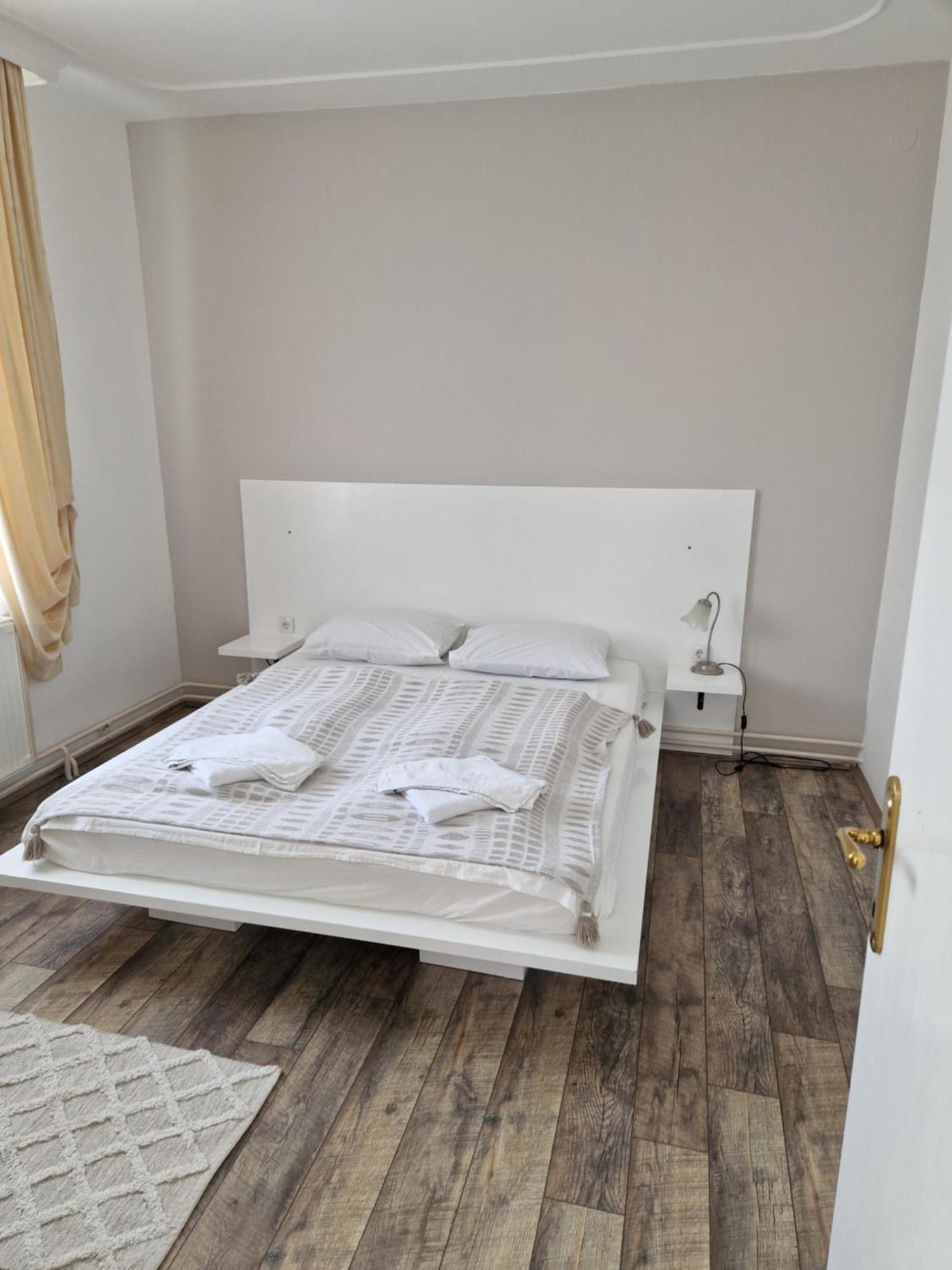 Stars Palic Appartement Buitenkant foto