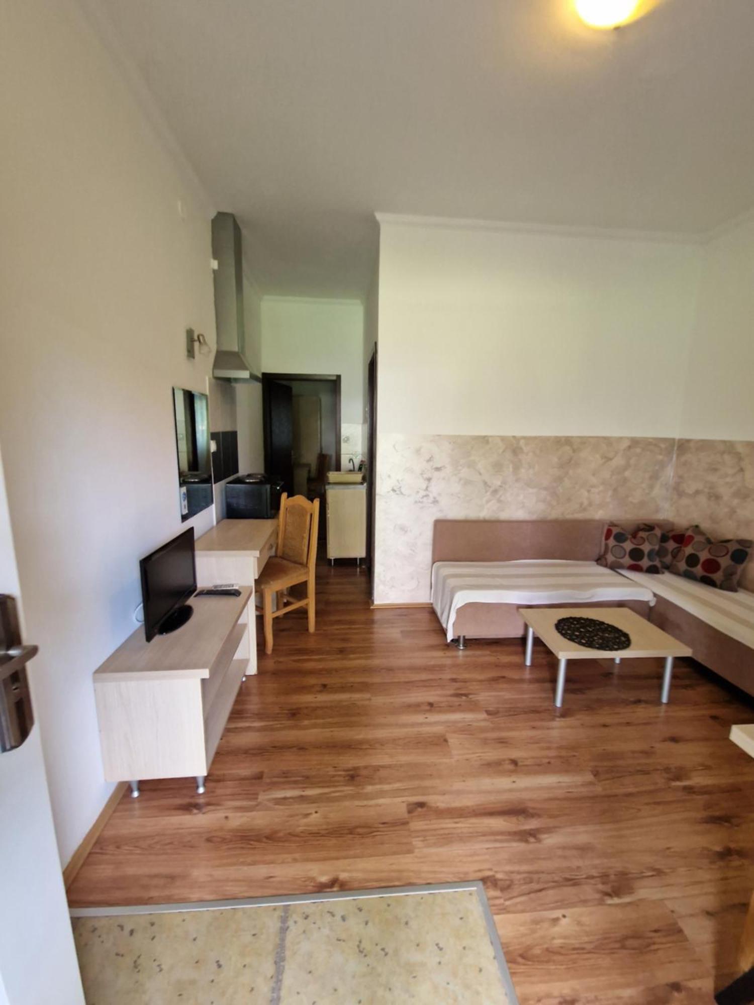 Stars Palic Appartement Buitenkant foto
